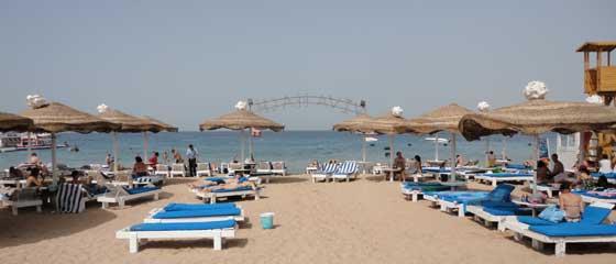 พักบนทะเลแดง ซึ่งจะดีกว่า, Hurghada หรือ Sharm el-Sheikh?
