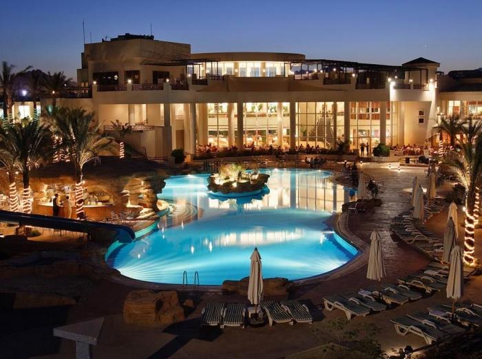 โรงแรม Coral Beach Rotana Resort Tiran 4: วันหยุดสุดหรูในอียิปต์