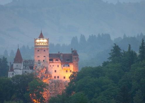 ปราสาท Dracula ในโรมาเนีย ธุรกิจในตำนาน